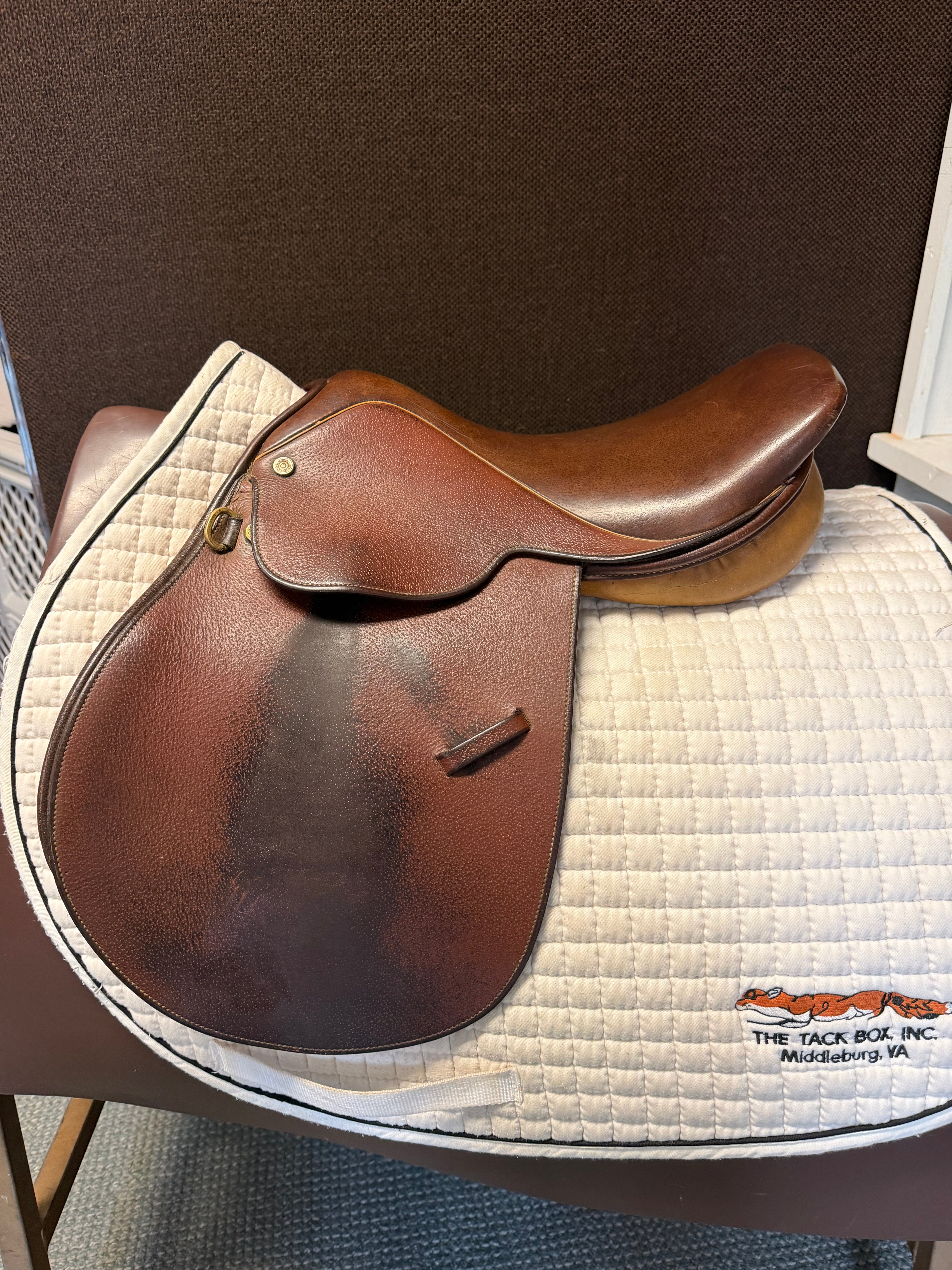 Collegiate Jump Saddle 14W