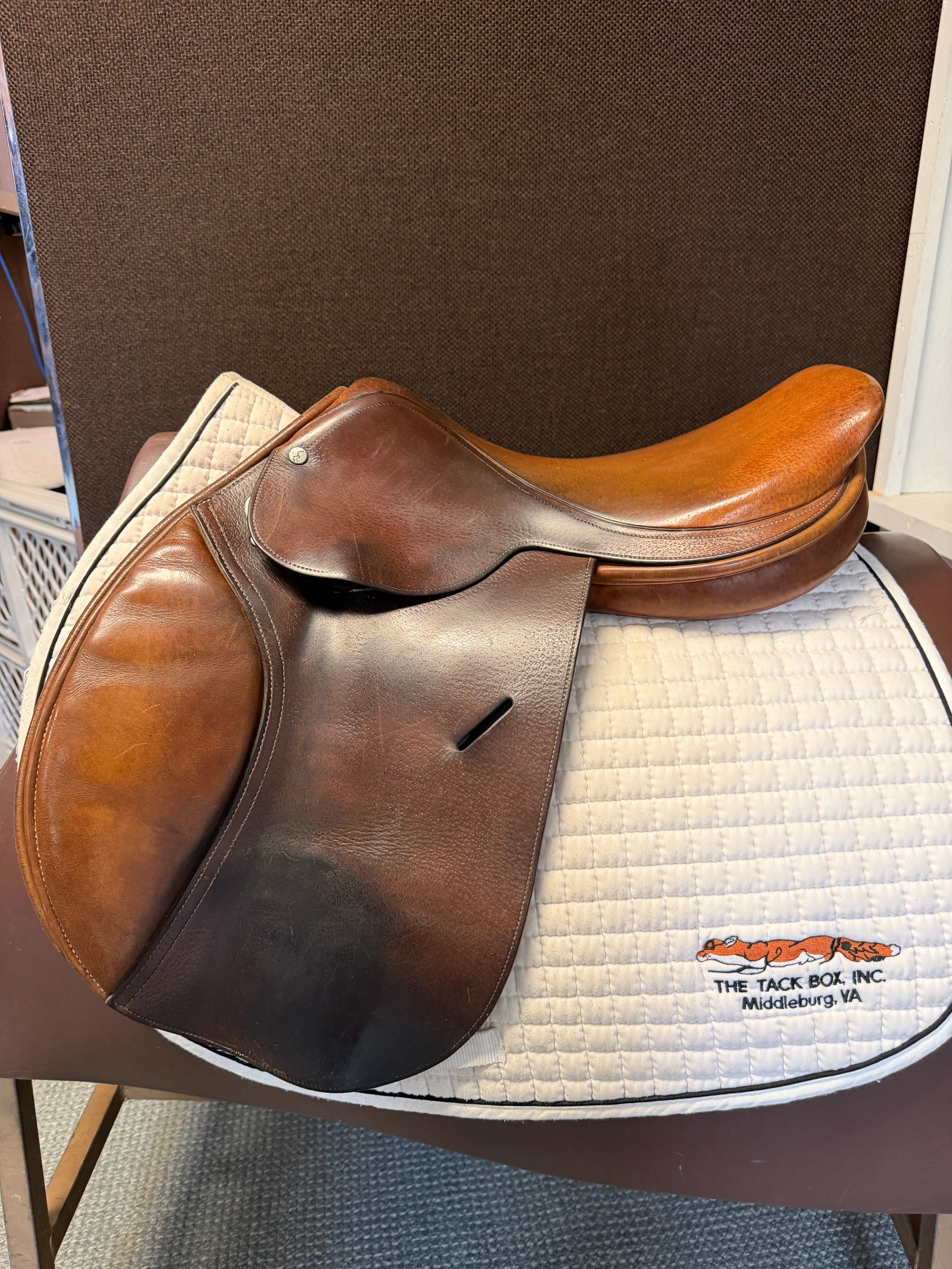 DG Stackhouse Jump Saddle 16M
