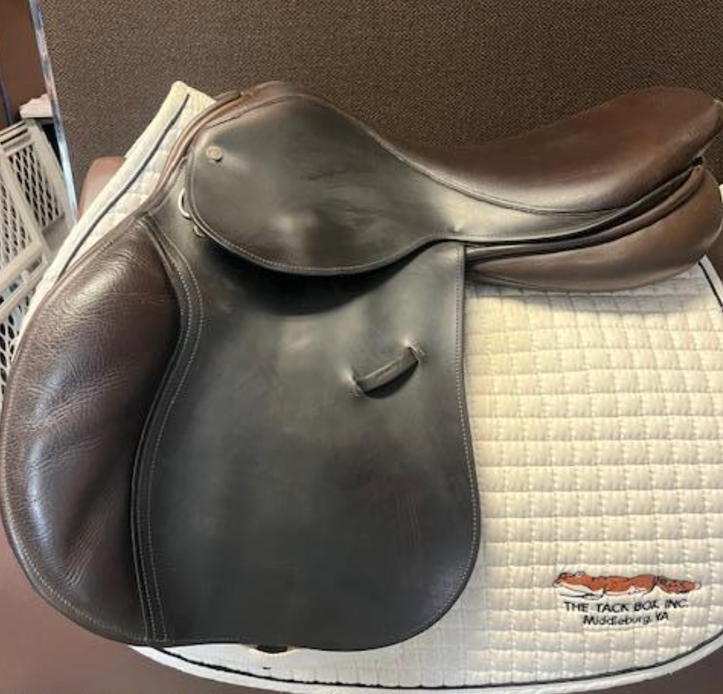 County Symmetry Jump 18M